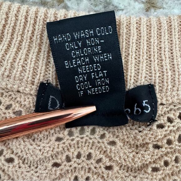 Design History Womens Flare Sleeve Sweater Medium - Picture 5 of 5